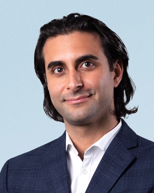 Portrait of Borz Azarian